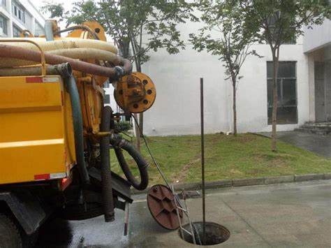 无锡锡山区化粪池清理价格(图1) OIP-C (4).jpg